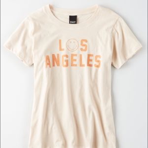 NWT AE Studio DAY Los Angeles tee, Sz XS